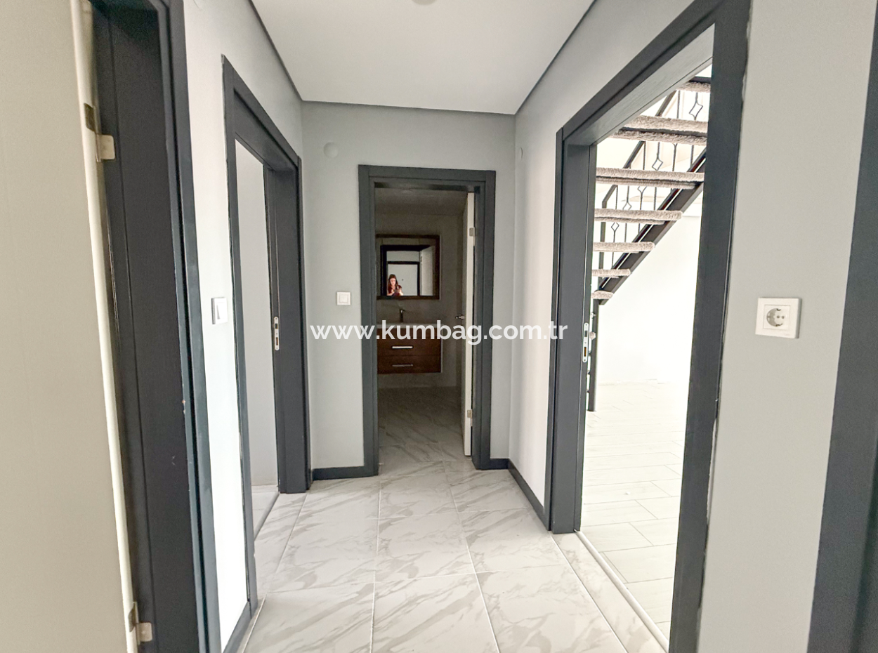 Doppelterrasse Duplex Mit Meerblick Zu Vermieten In Altinova 3 1