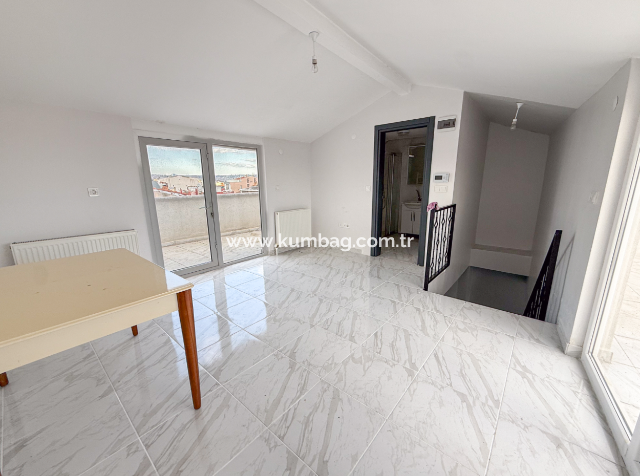 Doppelterrasse Duplex Mit Meerblick Zu Vermieten In Altinova 3 1