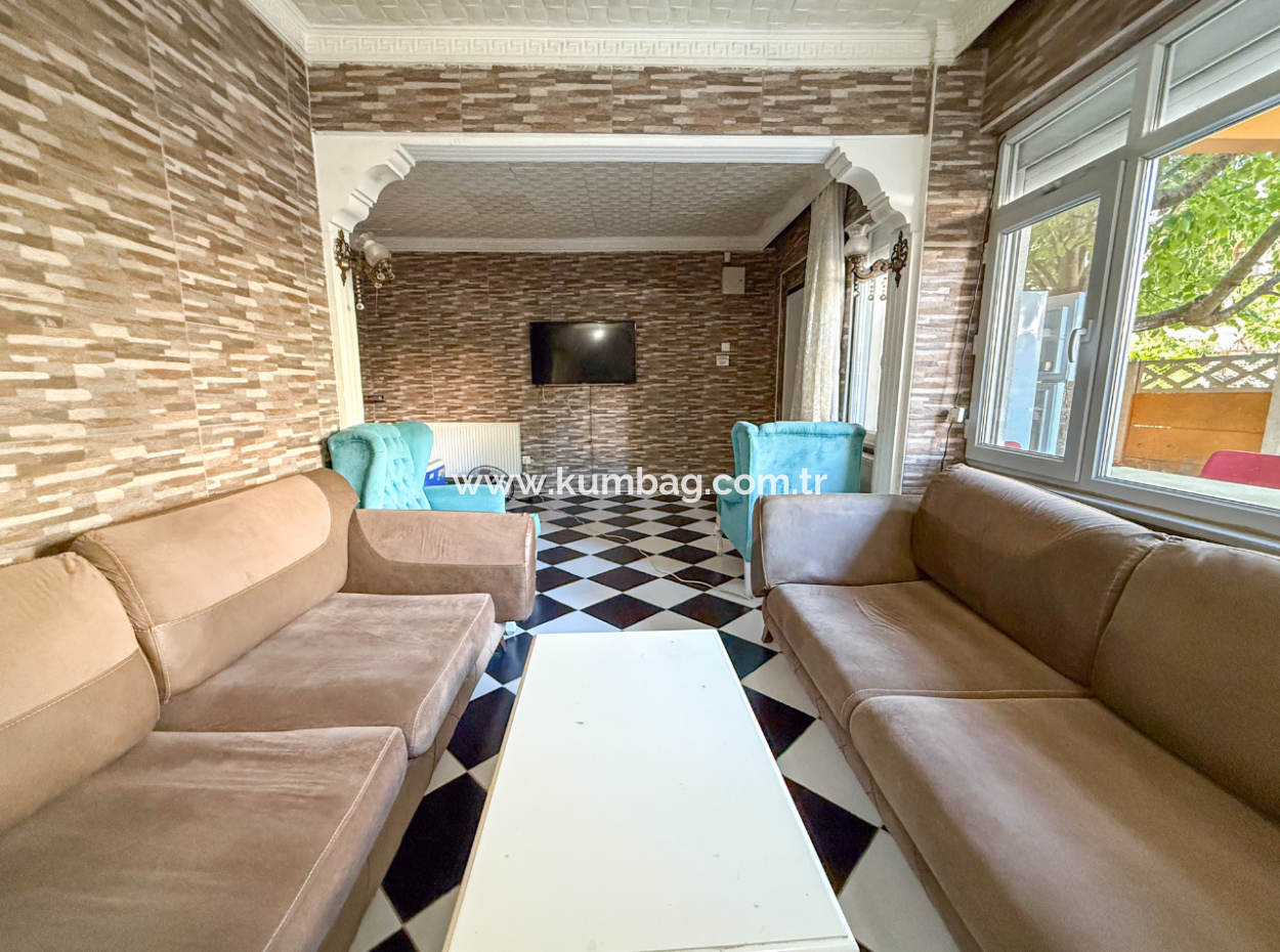 5 1 Triplex Villa Mit Sauna Auf Der Meerseite Der Kumbağ Strasse