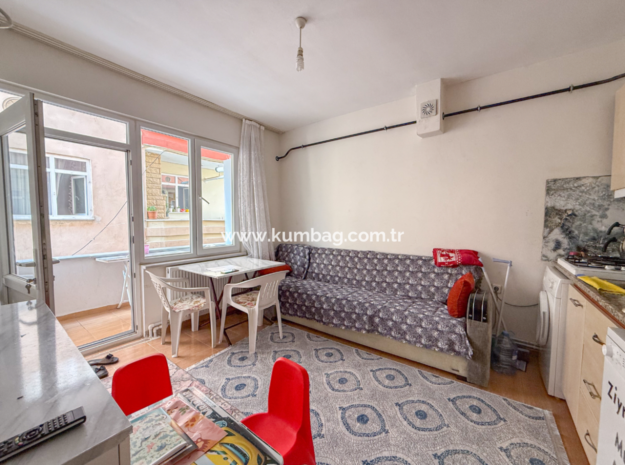 1 1 Wohnung Zum Verkauf In Zentraler Lage In Kumbağ