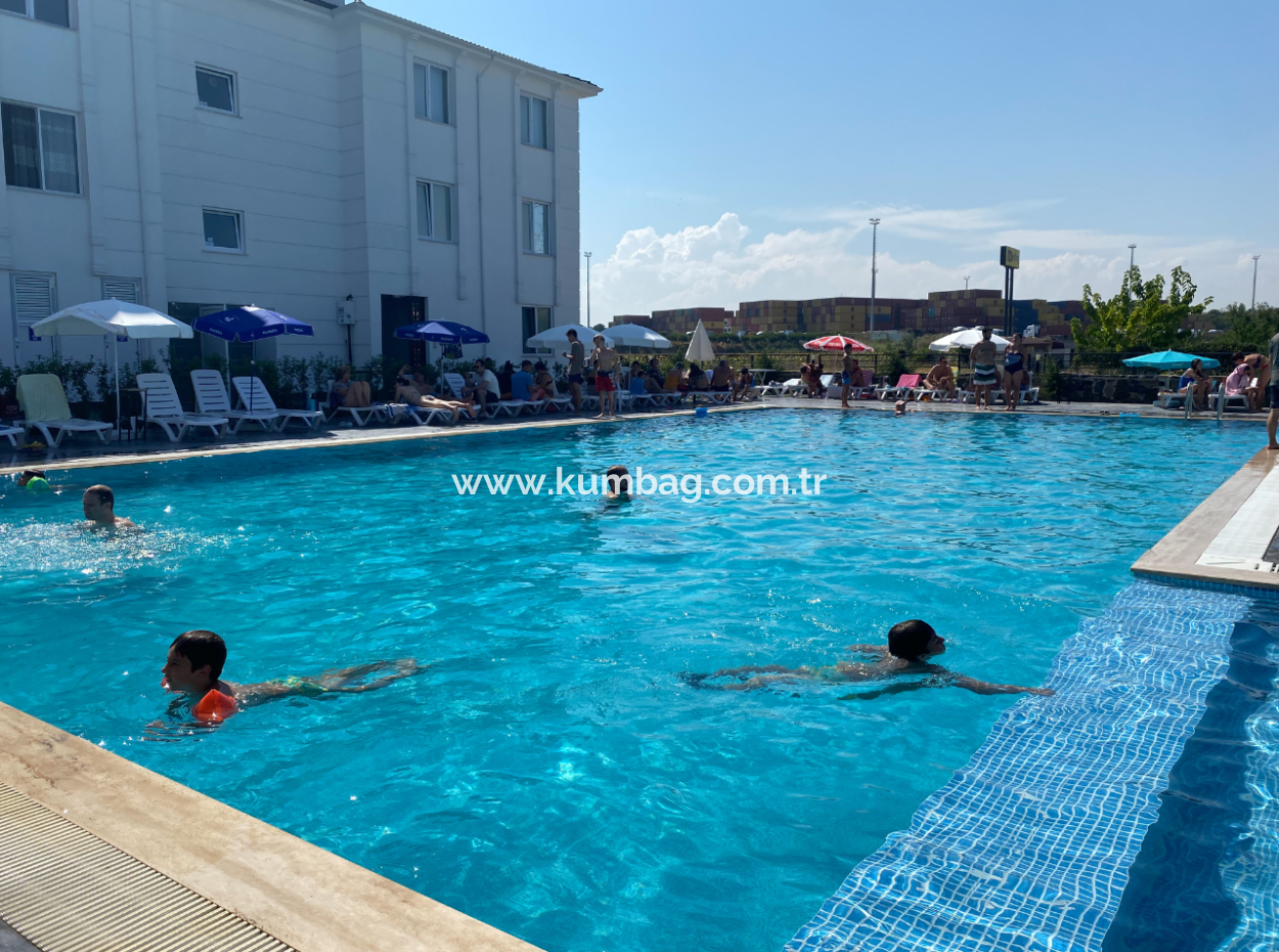 Möbliert 1 1 Wohnung Zum Verkauf In Der Nähe Des Meeres Mit Aquapark Und Pool