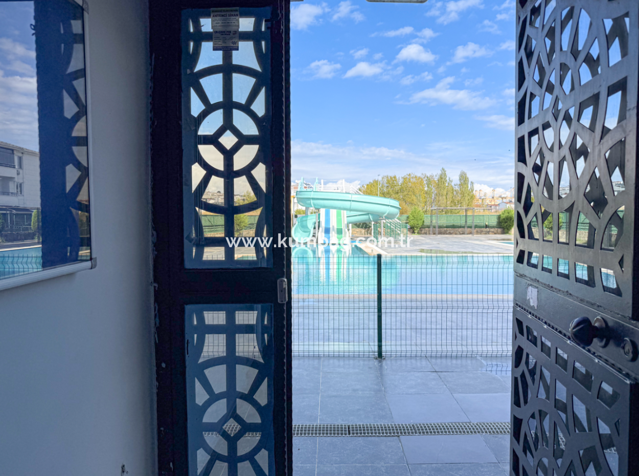 Möbliert 1 1 Wohnung Zum Verkauf In Der Nähe Des Meeres Mit Aquapark Und Pool