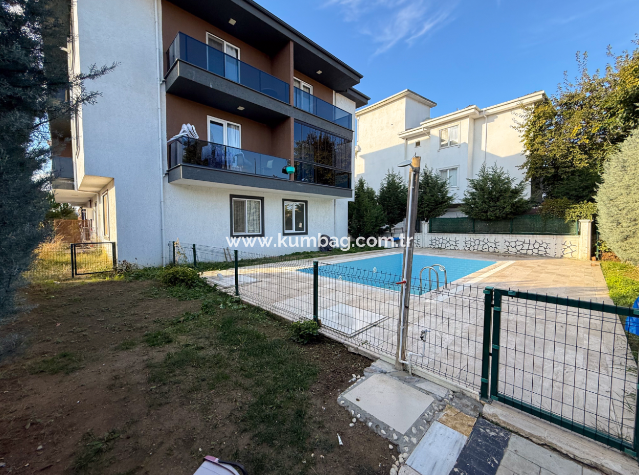 2 1 Wohnungen Zum Verkauf Mit Garten In Boutique-Anlage Mit Pool In Kumbağ