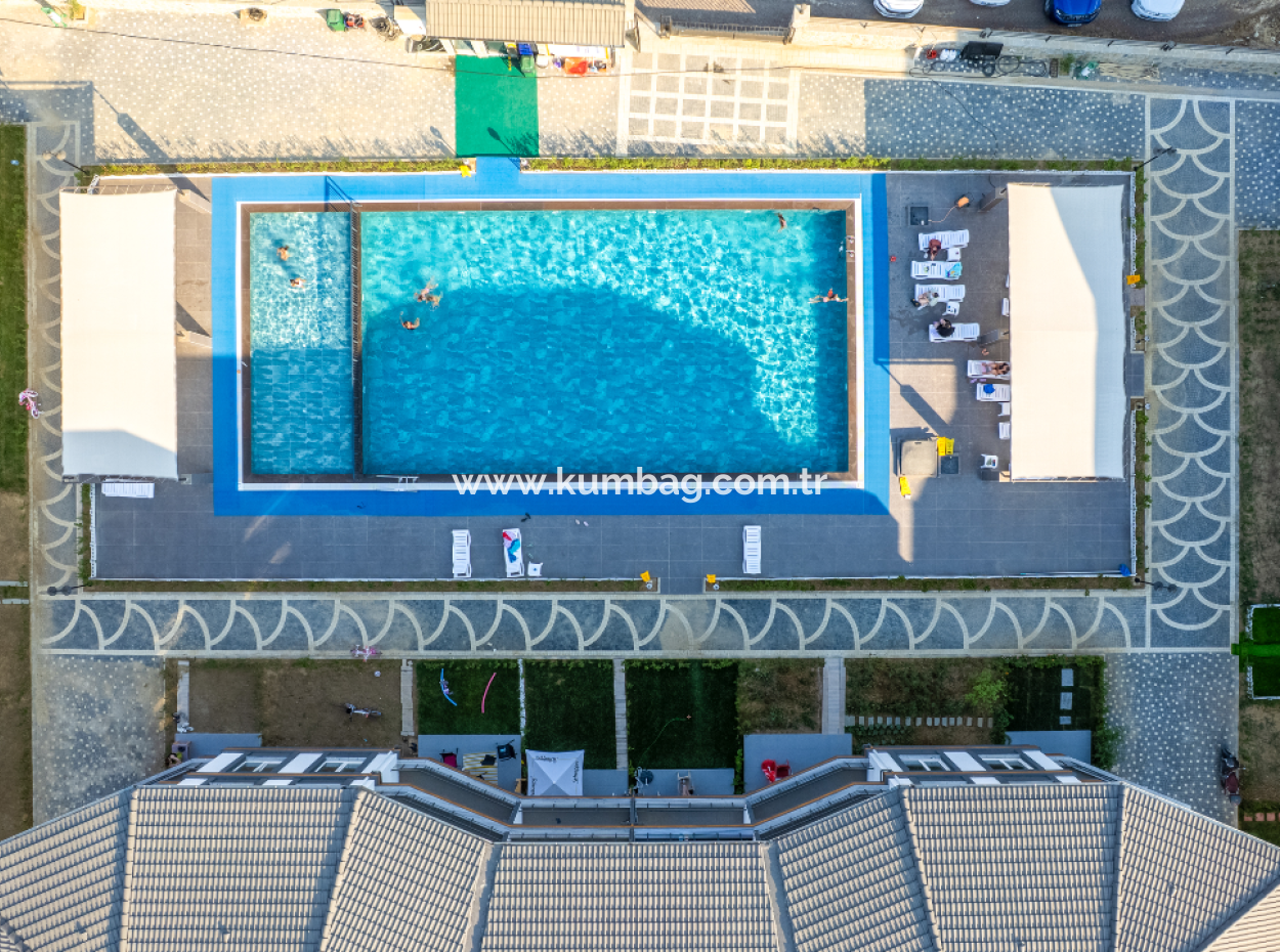 Luxus 1 1 Wohnung Zu Vermieten In Der Nähe Des Meeres In Einem Komplex Mit Kumbağ Pool