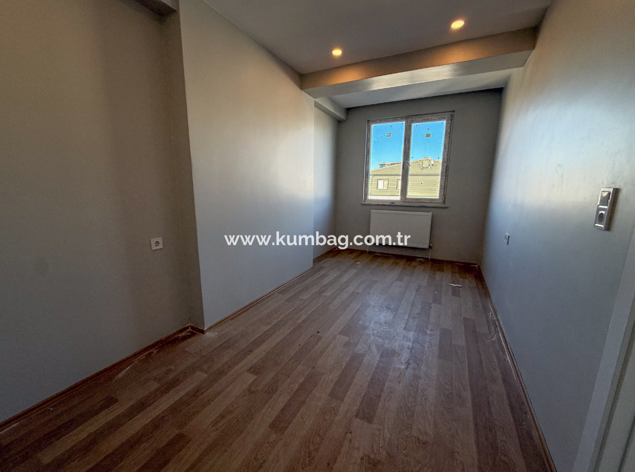 Luxus 1 1 Wohnung Zu Vermieten In Der Nähe Des Meeres In Einem Komplex Mit Kumbağ Pool