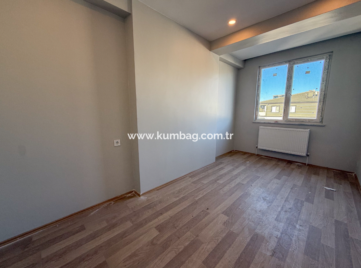 Luxus 1 1 Wohnung Zu Vermieten In Der Nähe Des Meeres In Einem Komplex Mit Kumbağ Pool