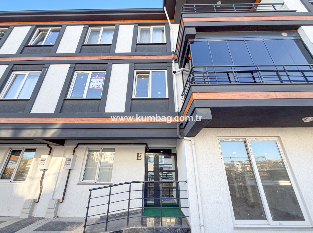 Luxus 1 1 Wohnung Zu Vermieten In Der Nähe Des Meeres In Einem Komplex Mit Kumbağ Pool