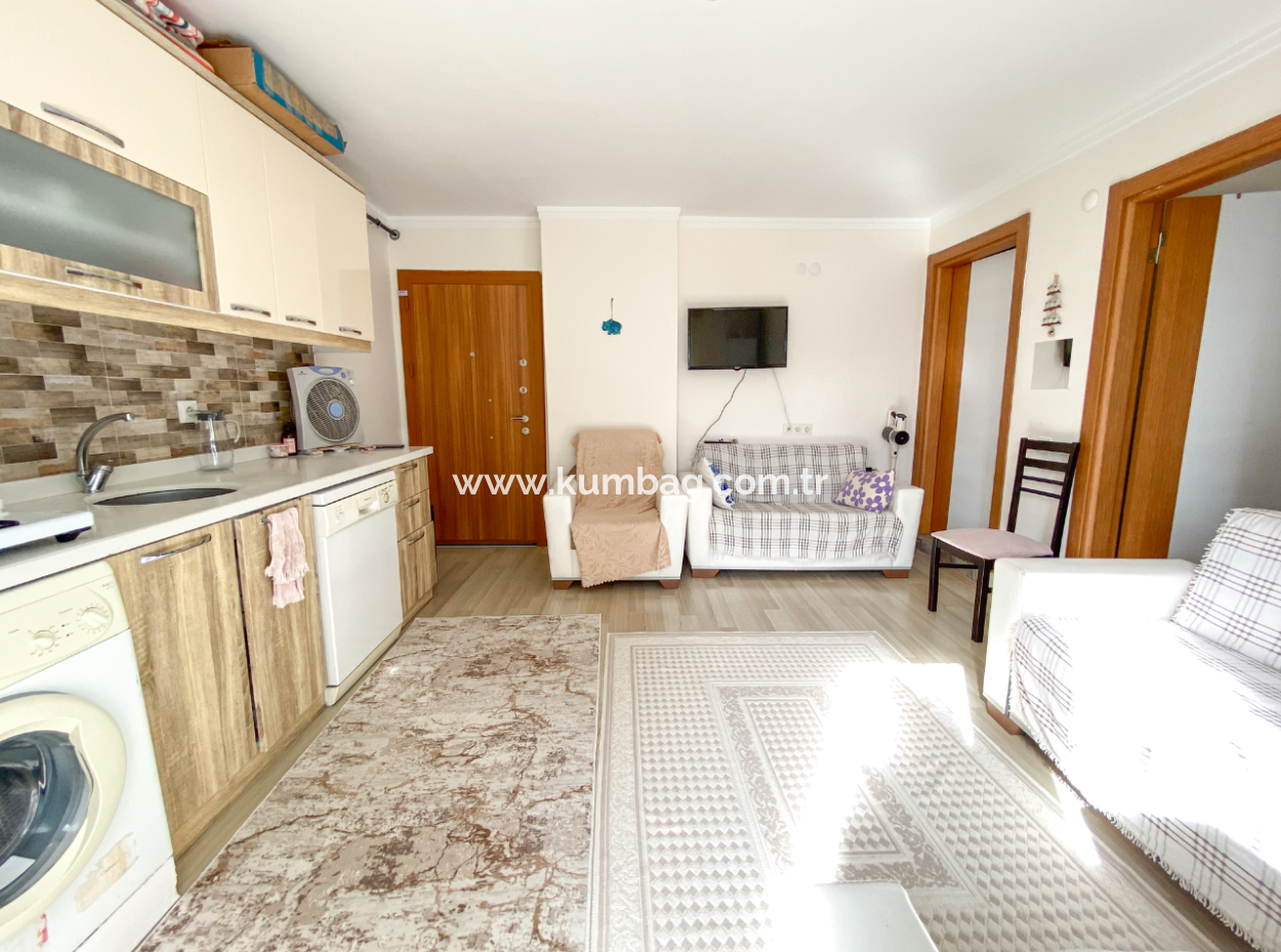 Iskanli Bahçe Etage 1 1 Wohnung Auf Der Meerseite Der Strasse In Kumbağ