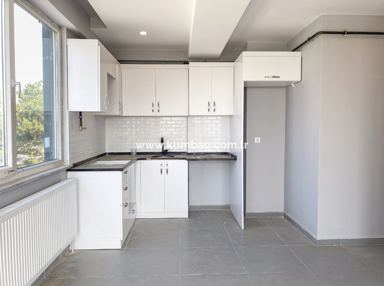 Luxus 2 1 Wohnungen Zum Verkauf In Kumbag Sea Side Komplex Mit Pool