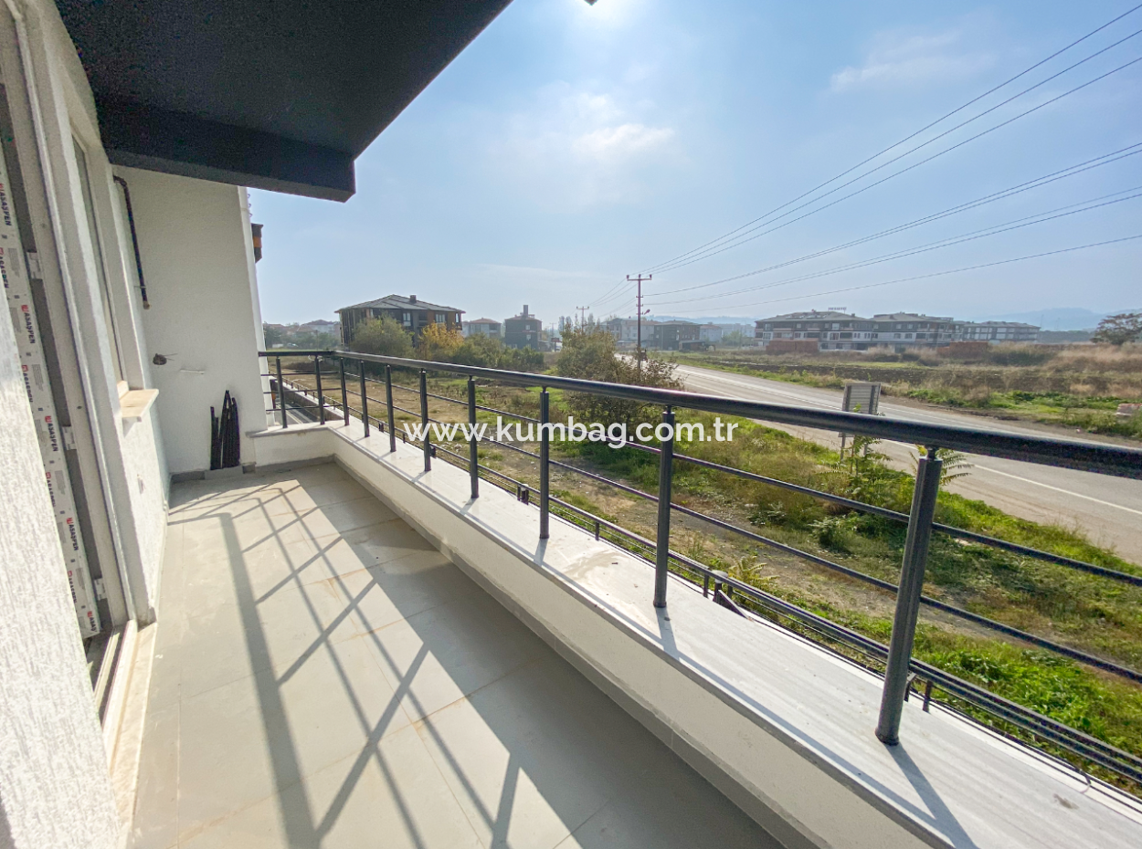 Luxus 2 1 Wohnungen Zum Verkauf In Kumbag Sea Side Komplex Mit Pool