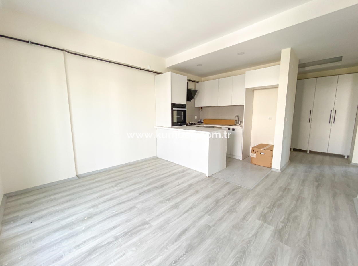 Geräumige Neue 2 1 Wohnung Zum Verkauf Mit Eigenem Bad In Kumbağ