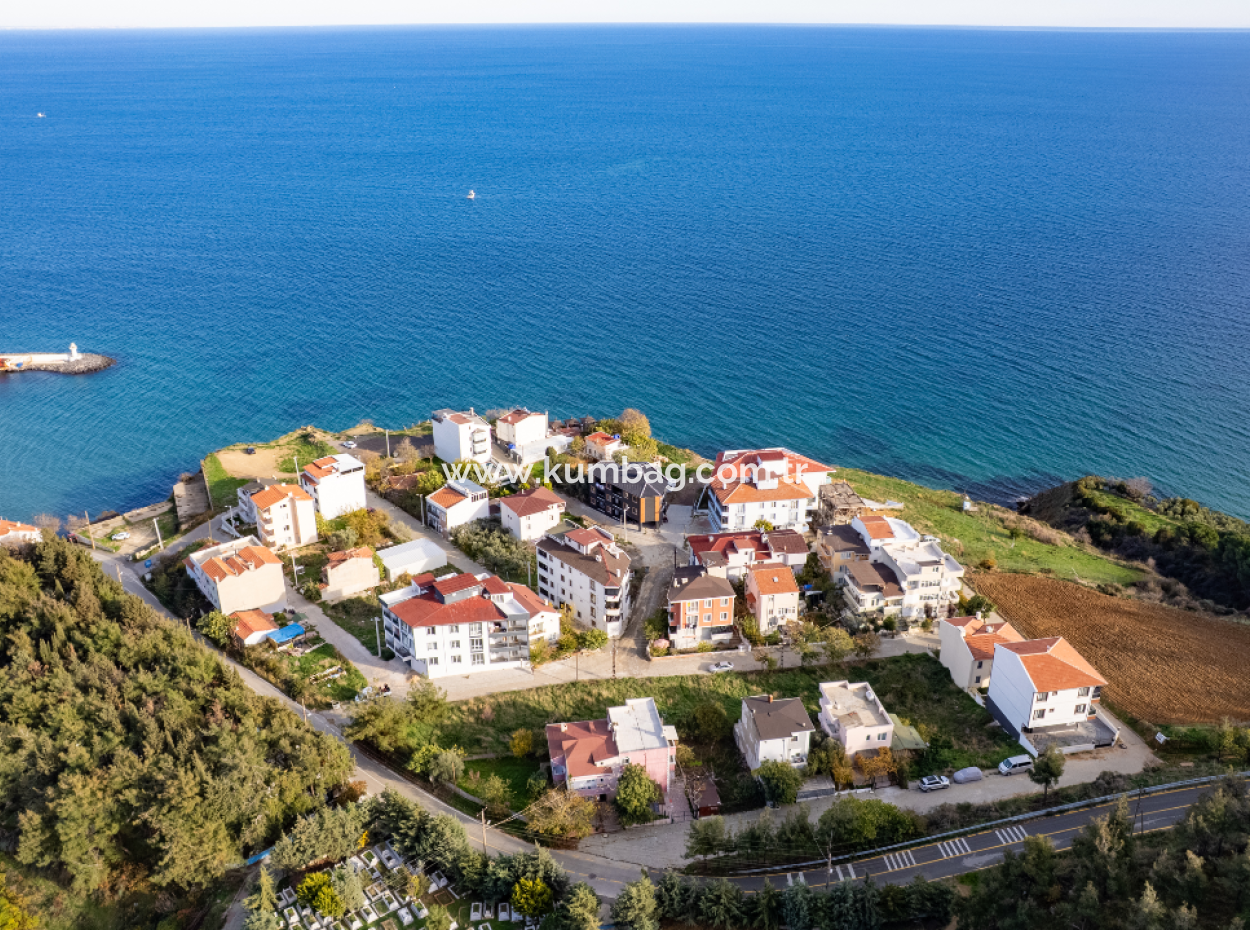 185 M² Zoniertes Grundstück Zum Verkauf An Einer Angemessenen Lage Und Bereit Zum Bau In Kumbağ