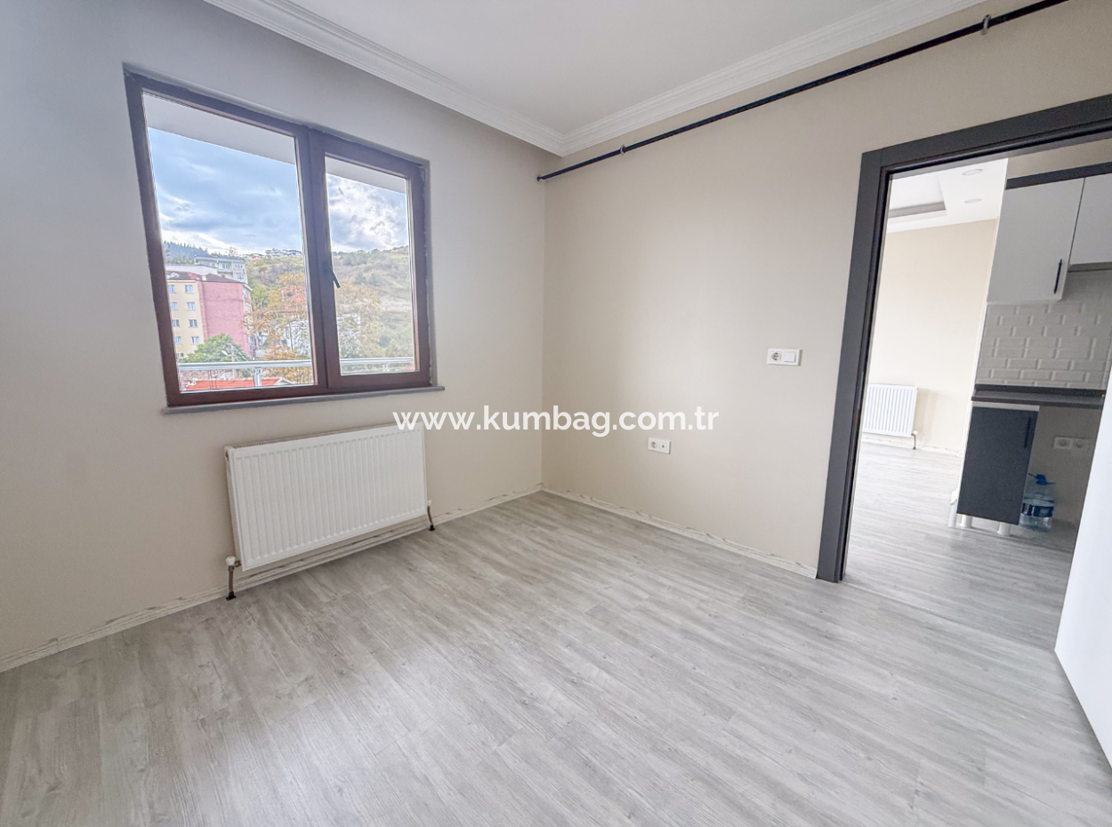 11 Wohnung Zu Mieten In Kumbağ Pazar-Strasse Neues Gebäude Mit Aufzug