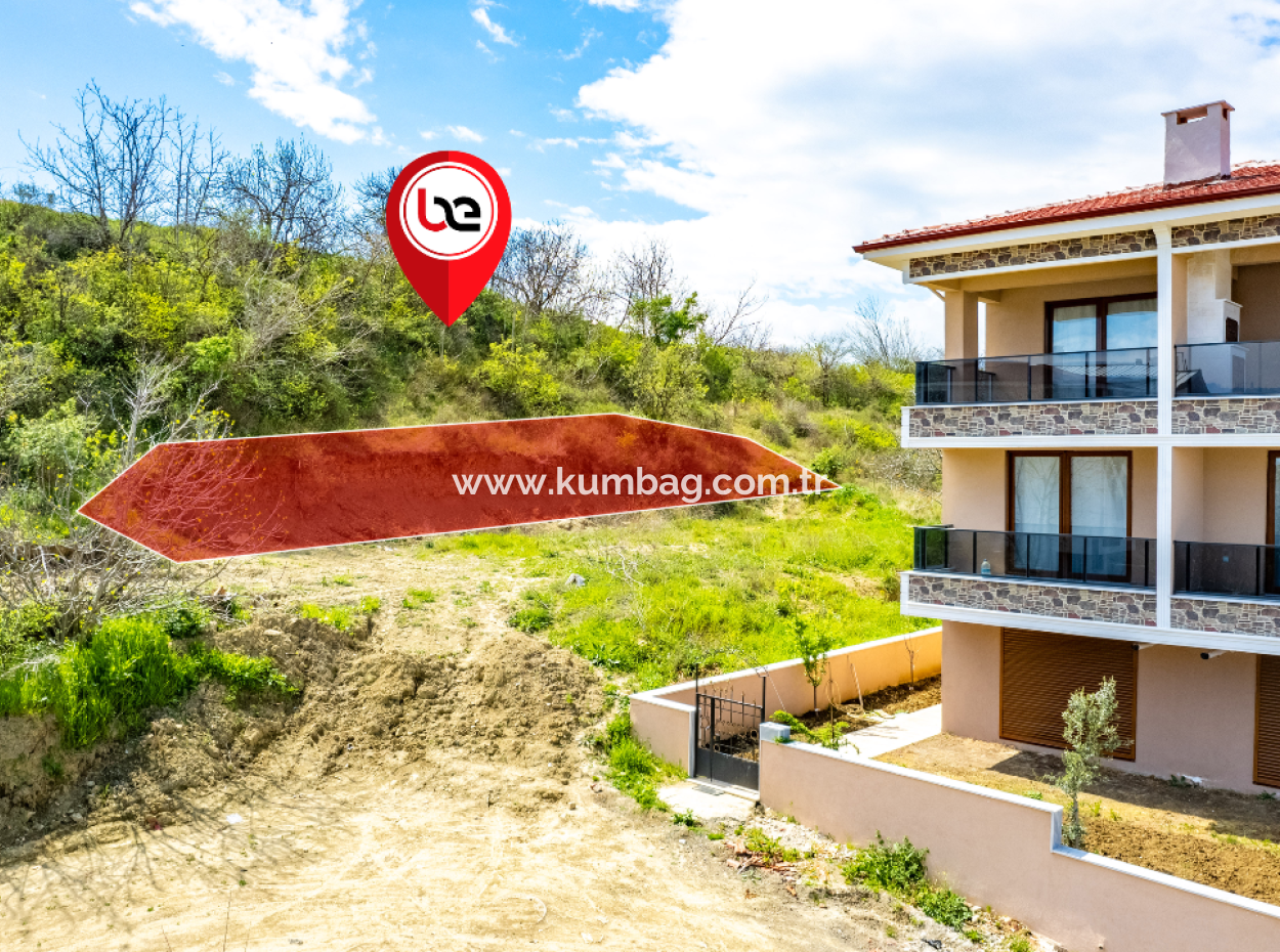 Wohngebiete Zum Verkauf Zur Investition In Der Nähe Der Hauptstrasse In Kumbağ