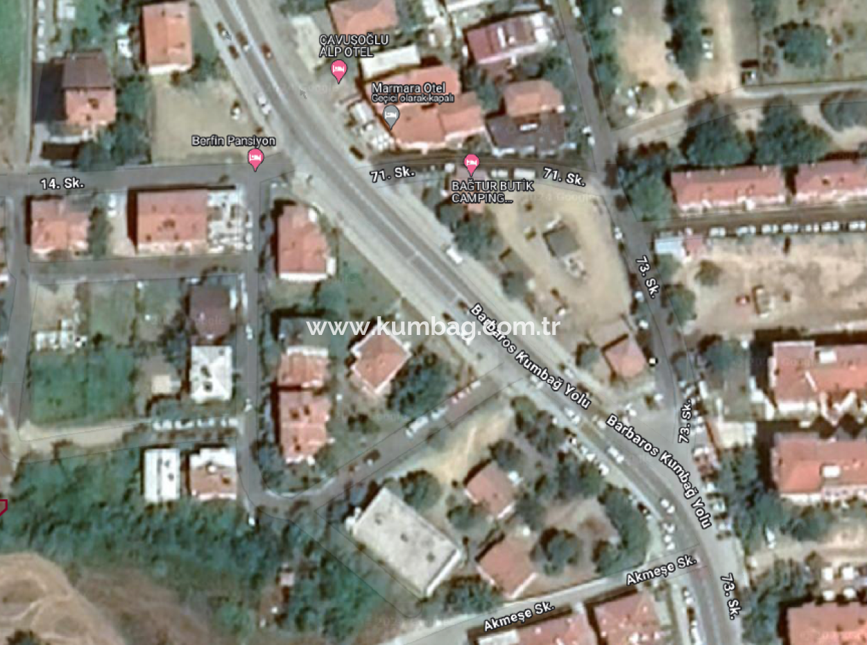 Wohngebiete Zum Verkauf Zur Investition In Der Nähe Der Hauptstrasse In Kumbağ