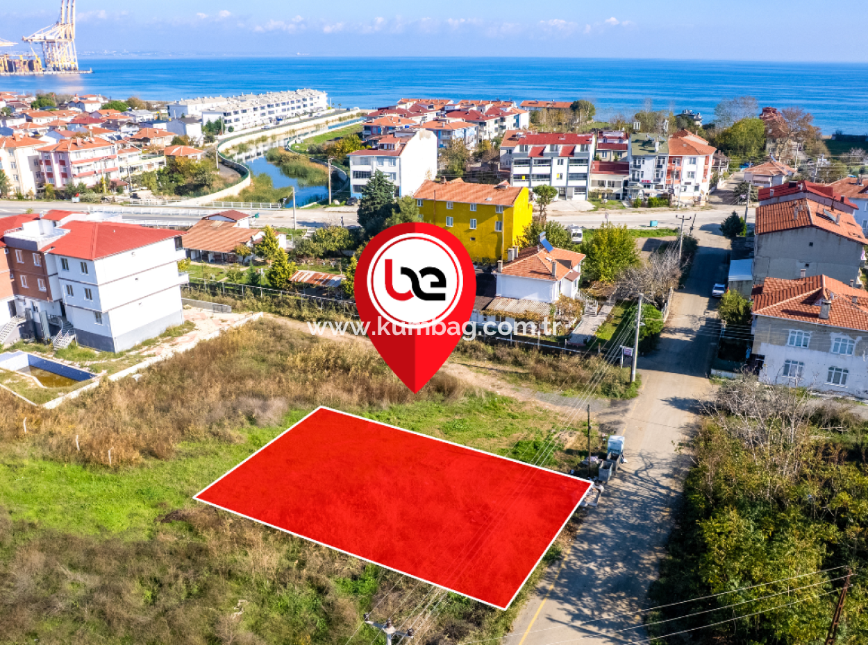 4-Stöckiges Wohngrundstück Zum Verkauf In Kumbağ