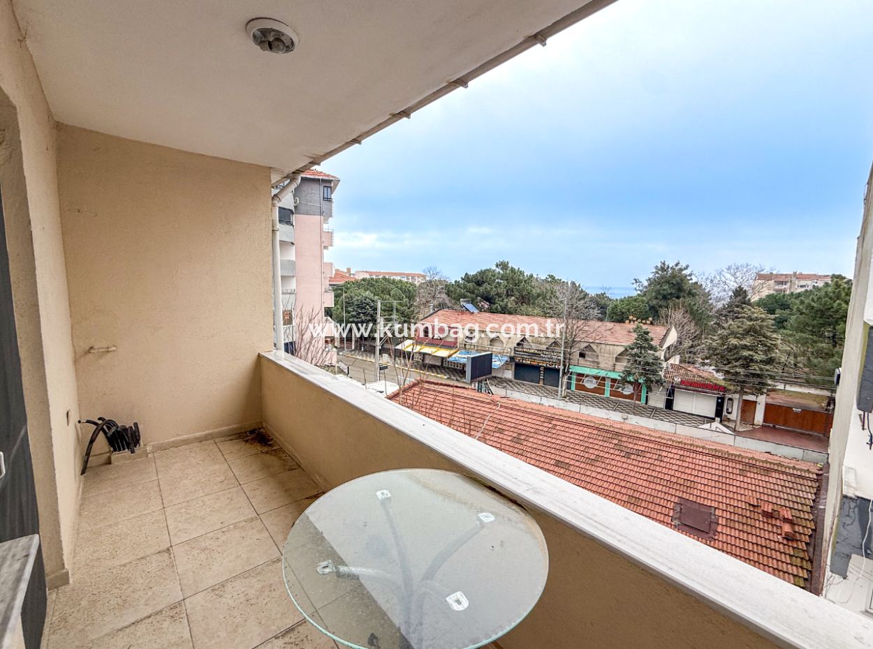 3 1 Duplex Zum Verkauf Mit Terrasse Und Doppelbalkon Im Zentrum Von Kumbağ