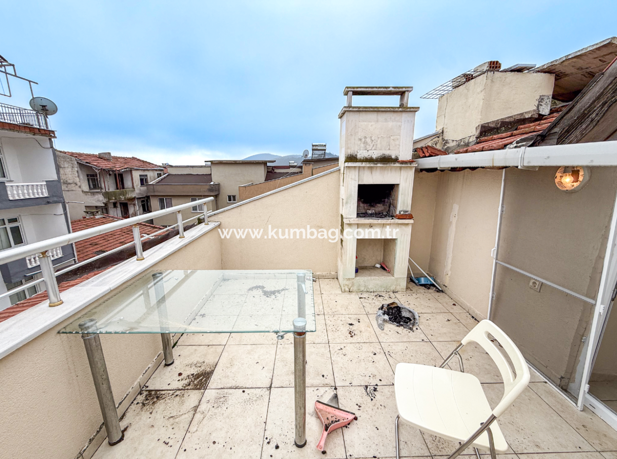 3 1 Duplex Zum Verkauf Mit Terrasse Und Doppelbalkon Im Zentrum Von Kumbağ