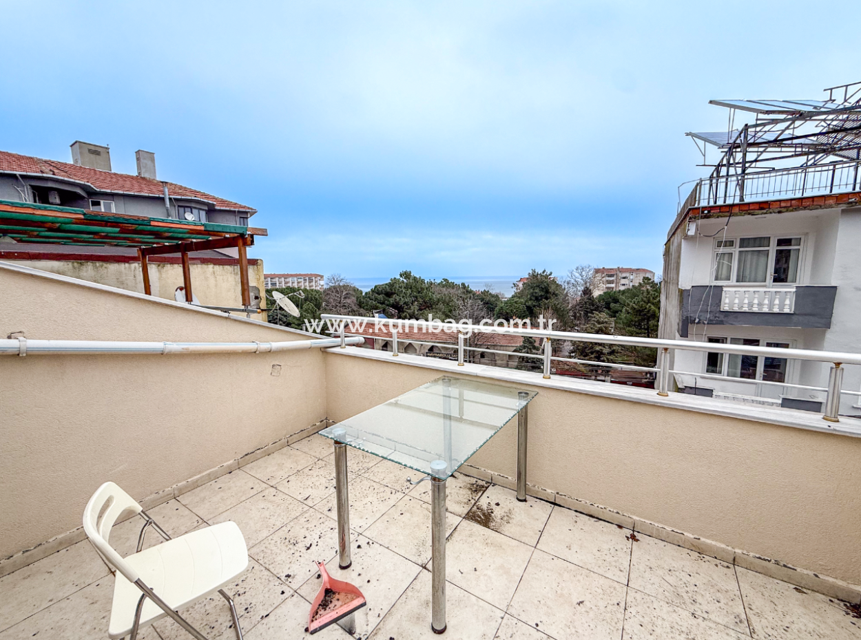 3 1 Duplex Zum Verkauf Mit Terrasse Und Doppelbalkon Im Zentrum Von Kumbağ