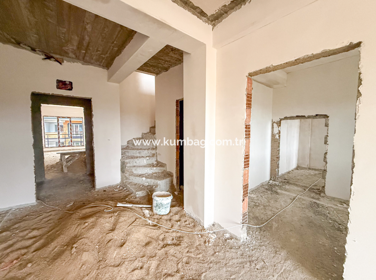 2 1 Duplex-Wohnungen Zum Verkauf Im Ova Kent 2 Komplex Mit Luxuspool In Kumbağ