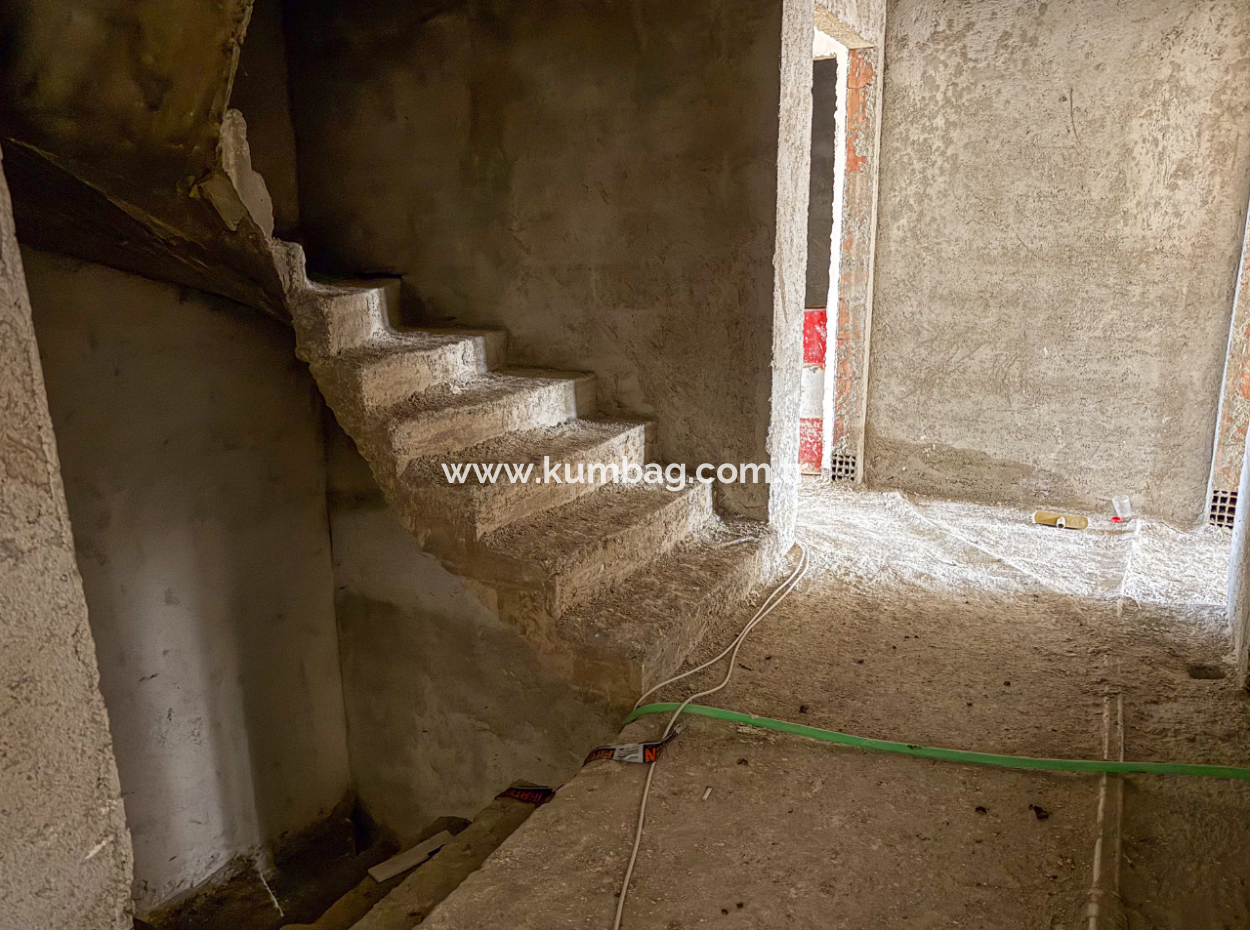 2 1 Duplex-Wohnungen Zum Verkauf Im Ova Kent 2 Komplex Mit Luxuspool In Kumbağ