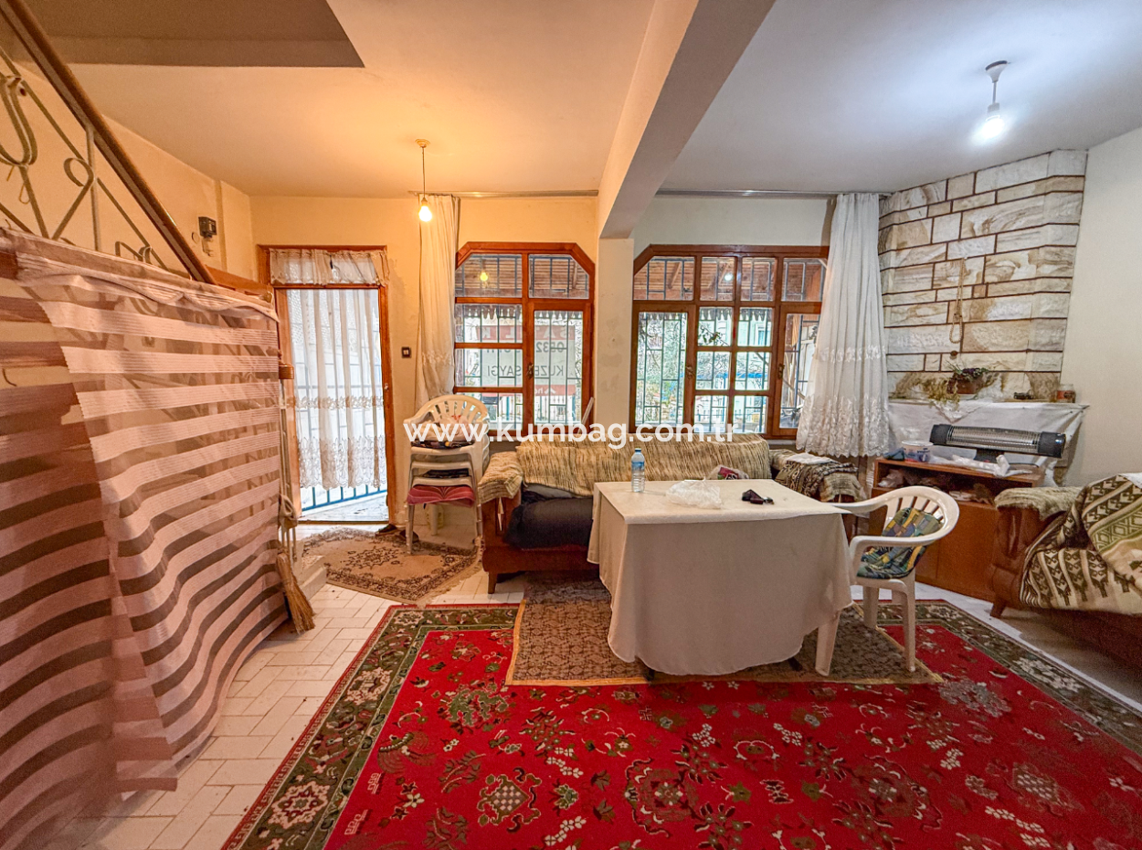 7 1 Triplex Villa Zum Verkauf Mit Grossem Garten Im Zentrum Von Kumbağ