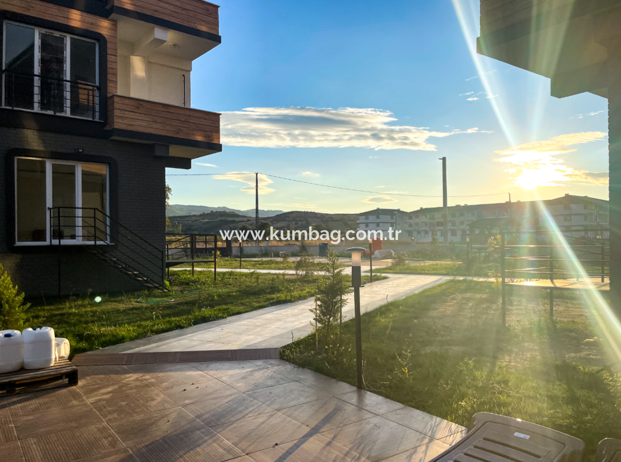 2 1 Duplex Zum Verkauf In Kumbağ Havuzlu Ova Kent 1 Standort