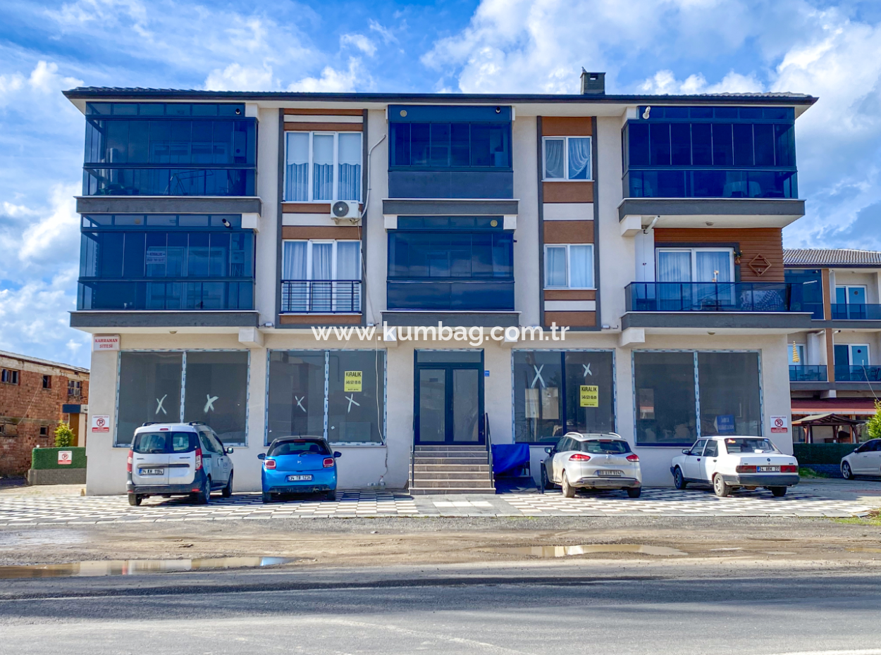 135 M² Grosser Laden Zu Mieten In Der Stark Belebten Hauptstrasse Kumbağ