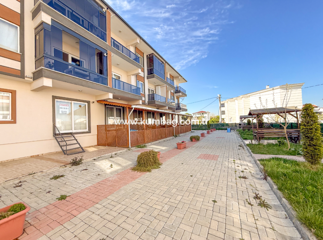 11 Wohnung Zur Vermietung Auf Einem Grundstück Null Zur Hauptstrasse In Kumbağ