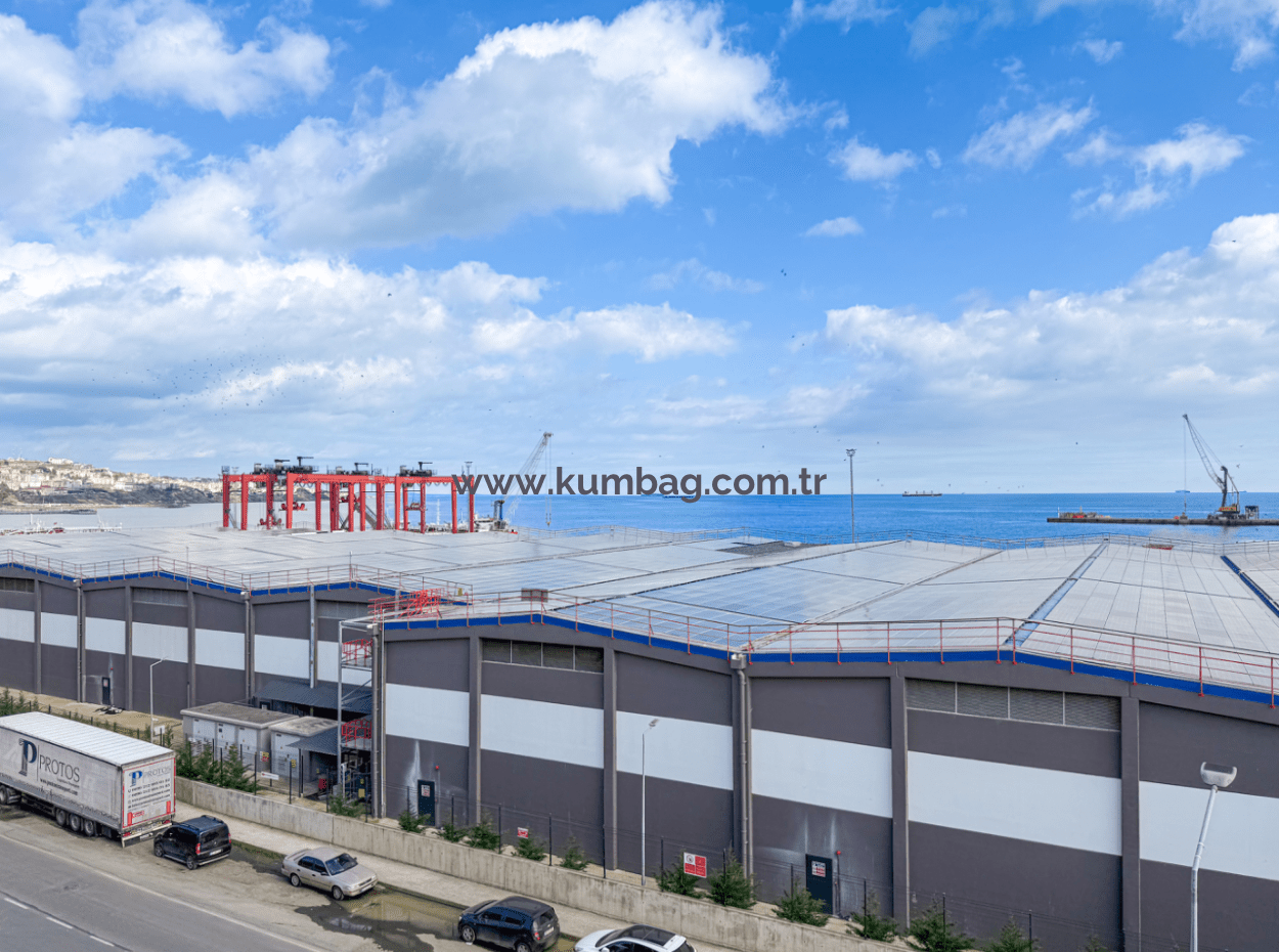 100.Year Sub-Road Street Sea View Complete Rental Plaza