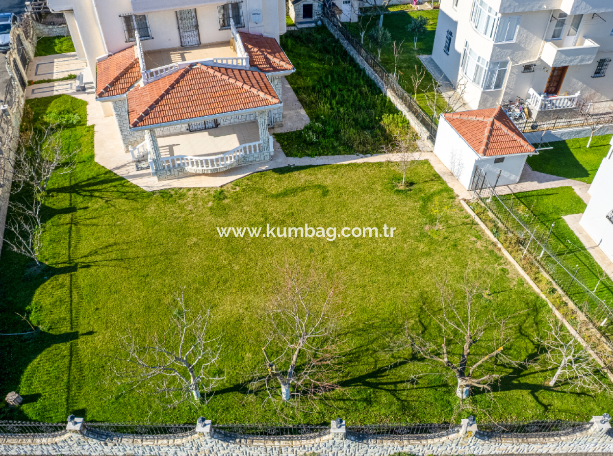 Trplex 7 1 Villa Zum Verkauf Auf 740 M² Grundstück In Kumbağ
