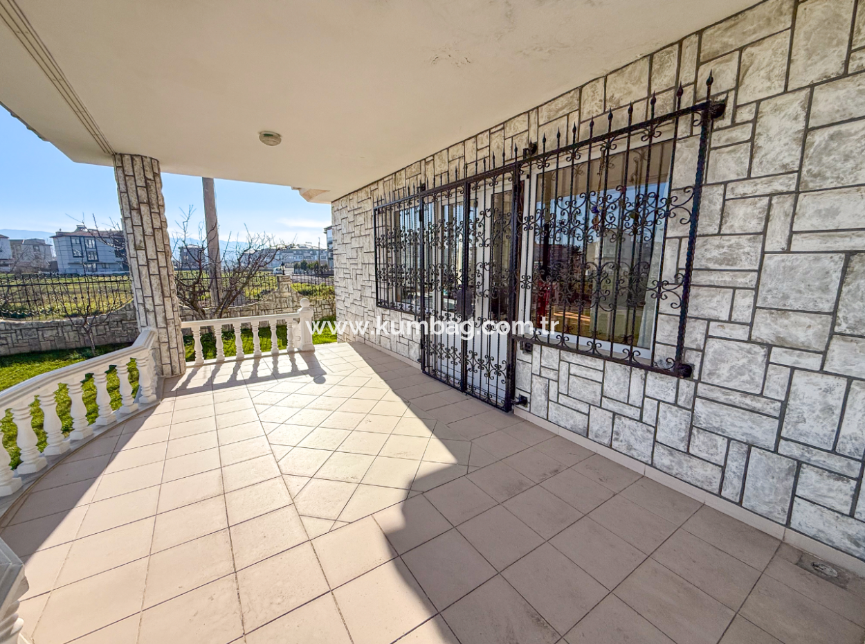 Trplex 7 1 Villa Zum Verkauf Auf 740 M² Grundstück In Kumbağ