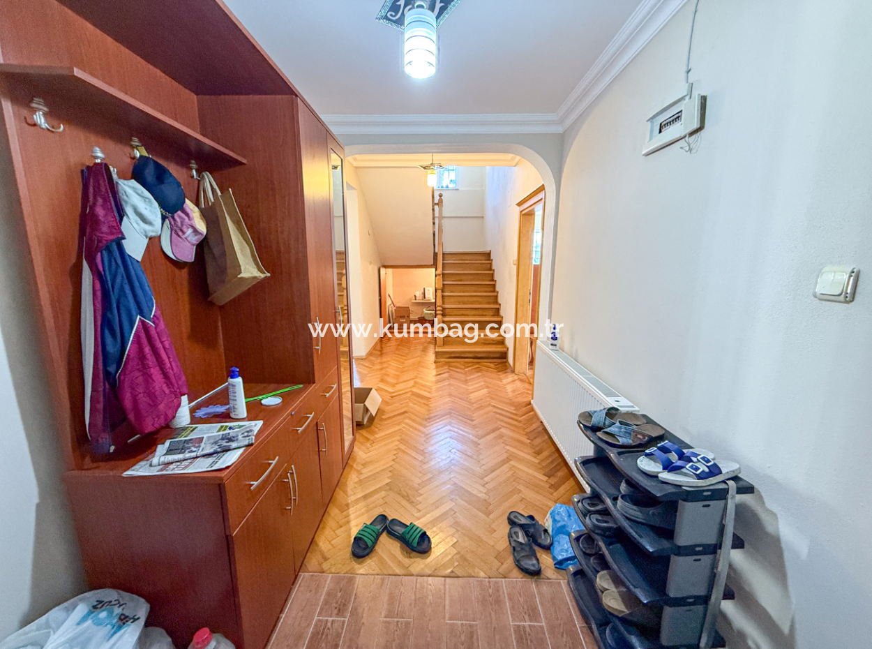 Trplex 7 1 Villa Zum Verkauf Auf 740 M² Grundstück In Kumbağ