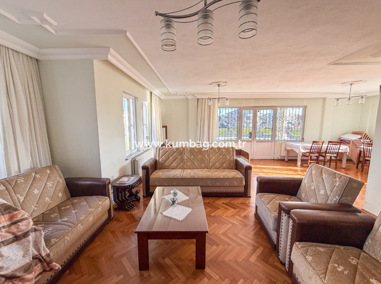 Trplex 7 1 Villa Zum Verkauf Auf 740 M² Grundstück In Kumbağ