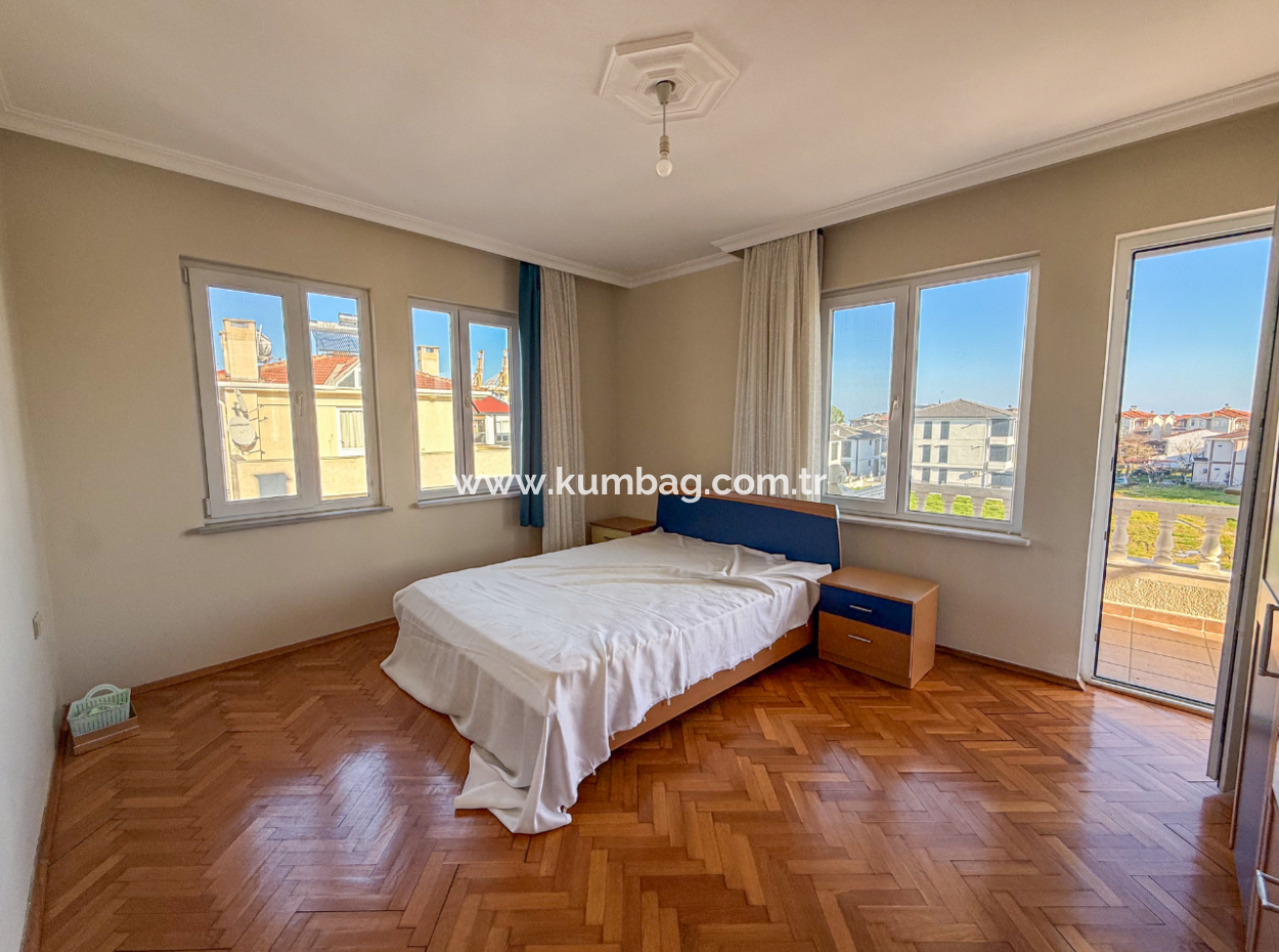 Trplex 7 1 Villa Zum Verkauf Auf 740 M² Grundstück In Kumbağ