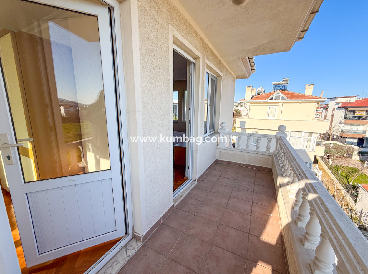 Trplex 7 1 Villa Zum Verkauf Auf 740 M² Grundstück In Kumbağ