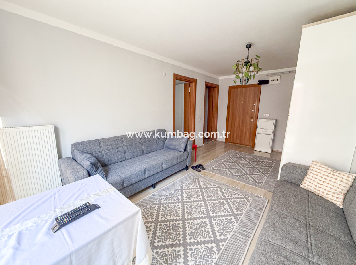 Möblierte 11 Wohnungen An Der Meerseite Der Strasse In Kumbağ