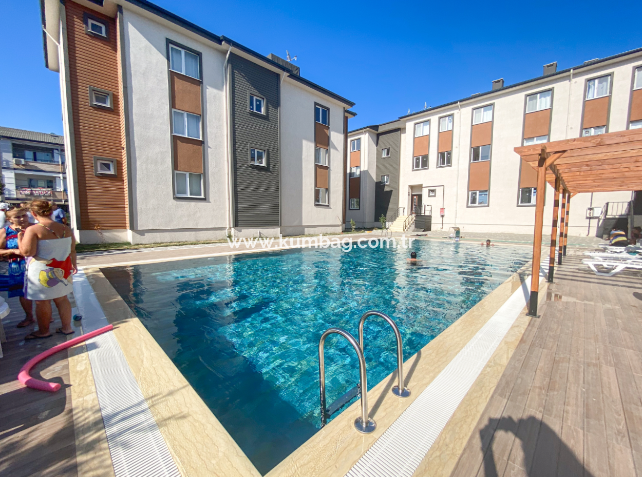 2 1 Luxuswohnung Zu Mieten Mit Separater Küche In Einem Komplex Mit Pool