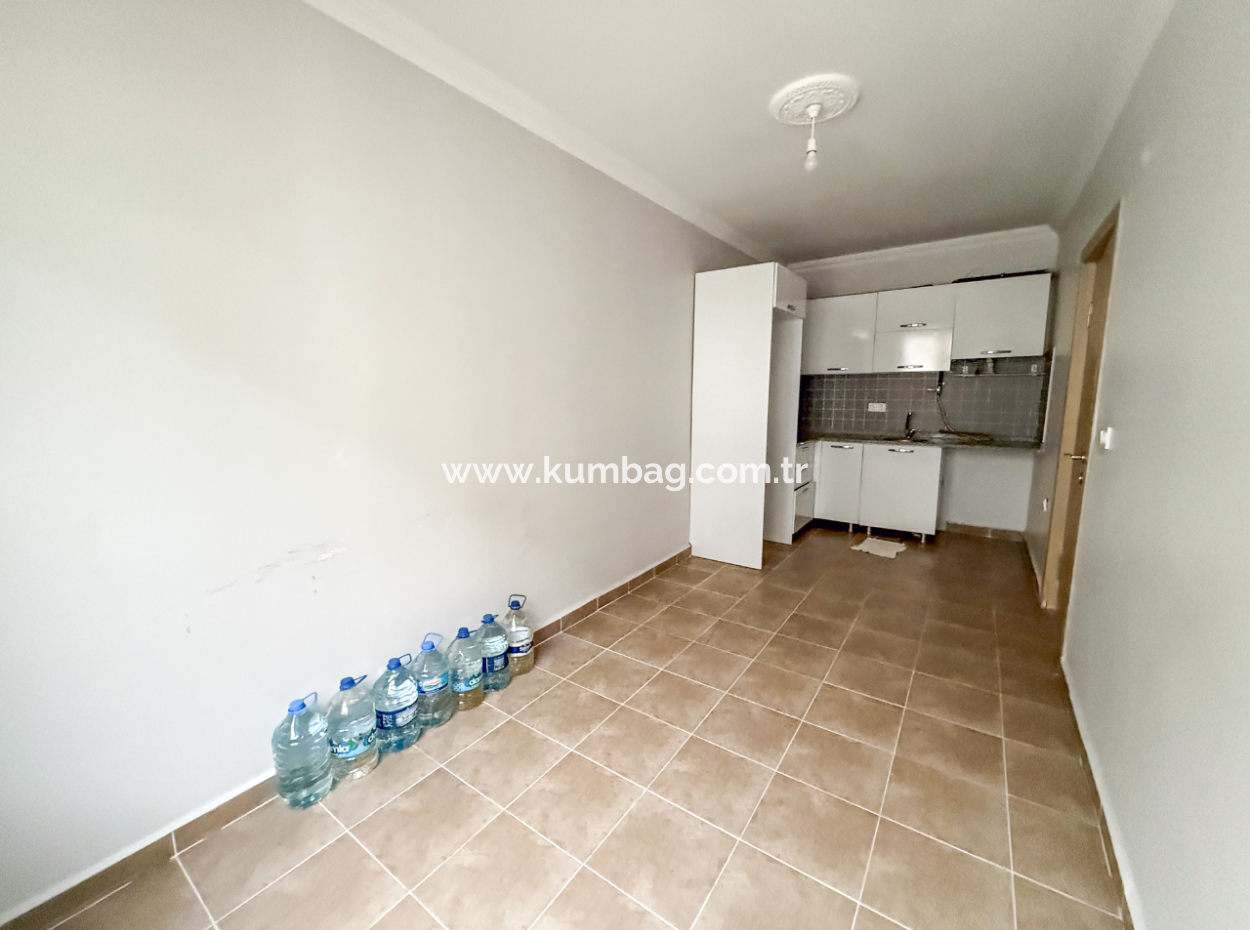 2 1 Duplex Reihenhaus Zur Mietung In Einem Komplex Mit Pool Im Hafen Von Kumbağ