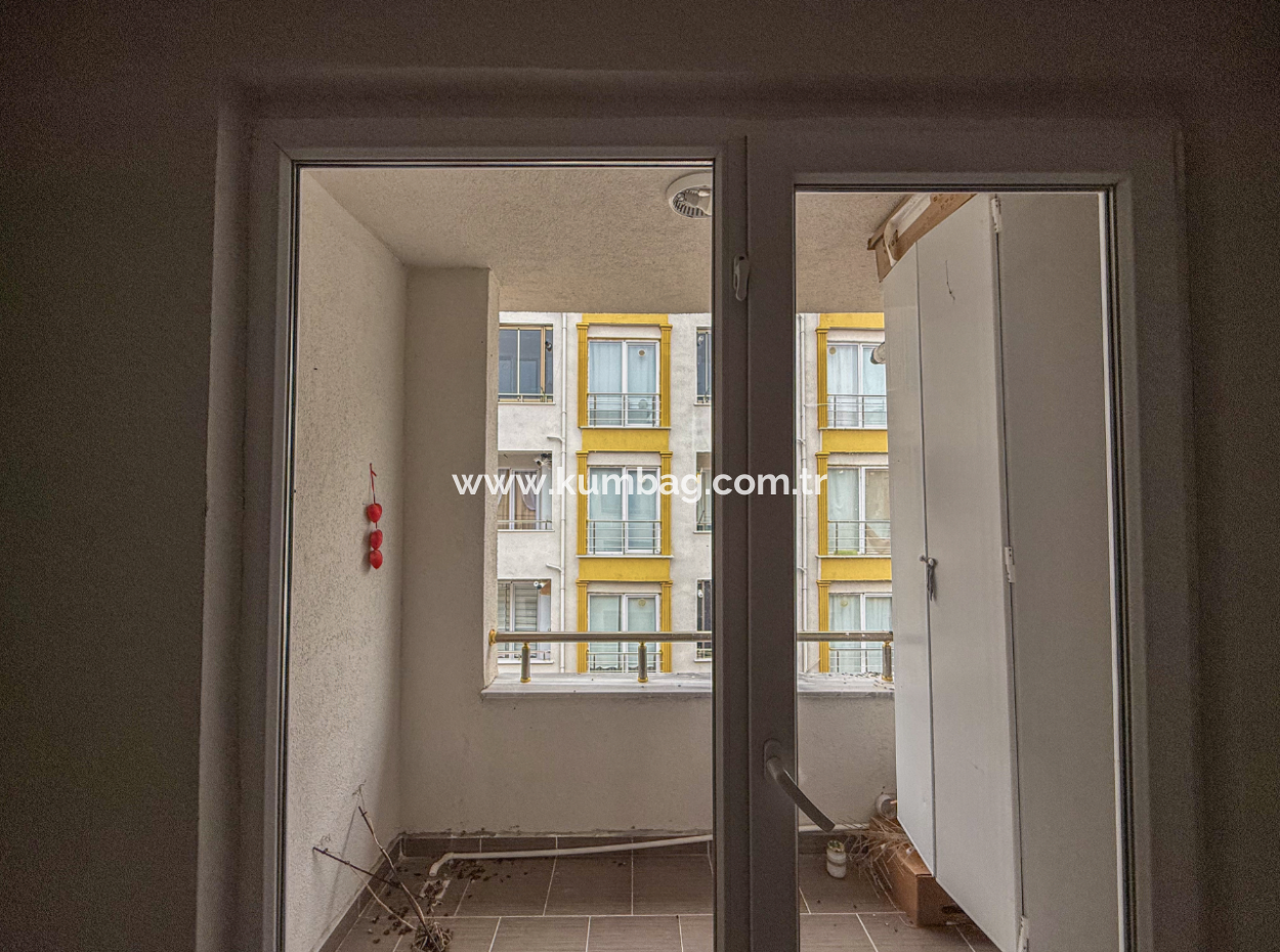 2 1 Duplex Reihenhaus Zur Mietung In Einem Komplex Mit Pool Im Hafen Von Kumbağ