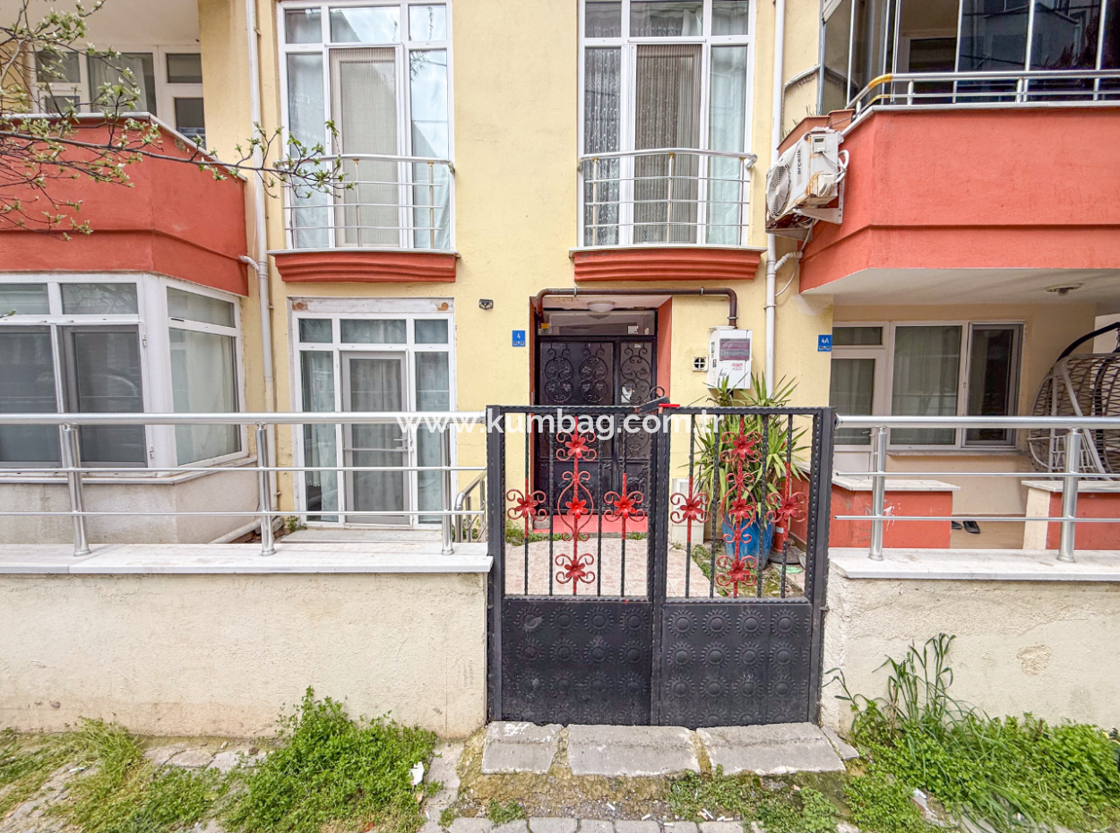 2 1 Wohnungen Zum Verkauf An Einer Zentralen Lage In Kumbağ, Sehr Nahe Am Meer.