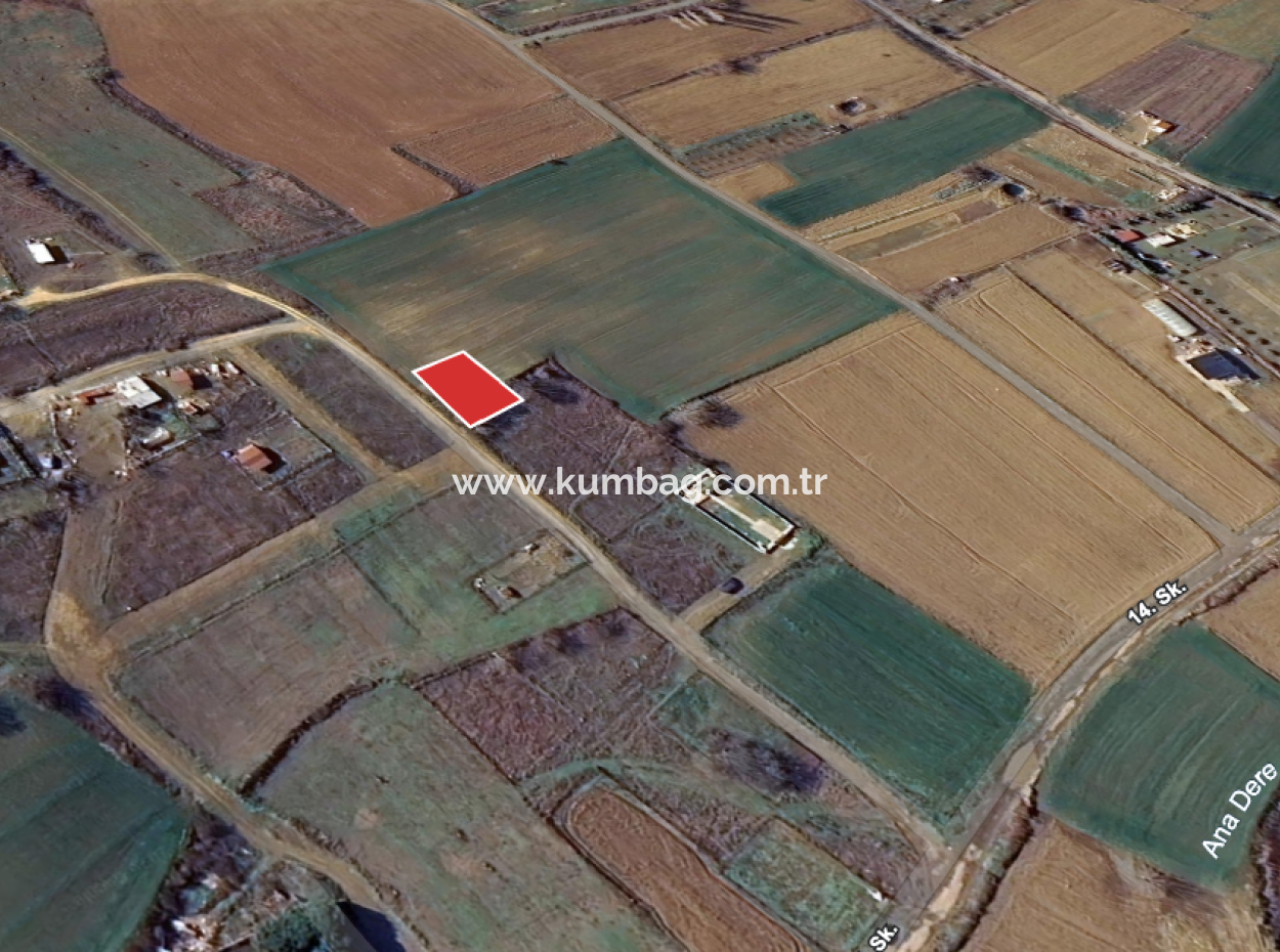 Grundstück Zum Verkauf Mit Einer Wohnzonierung Von 392 M² In Einer Sich Schnell Entwickelnden Region In Kumbağ