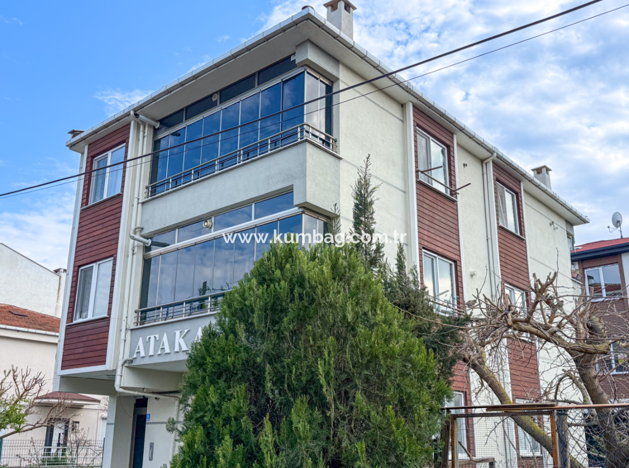 1 1 Wohnung Zum Verkauf In Einem Wohngebäude In Der Nähe Des Gündal-Strandes In Kumbağ