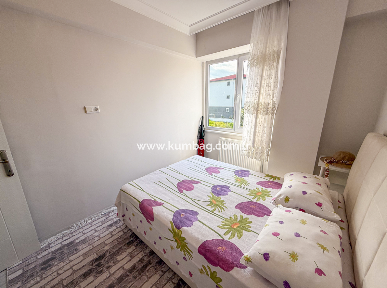 1 1 Wohnung Zum Verkauf In Einem Wohngebäude In Der Nähe Des Gündal-Strandes In Kumbağ