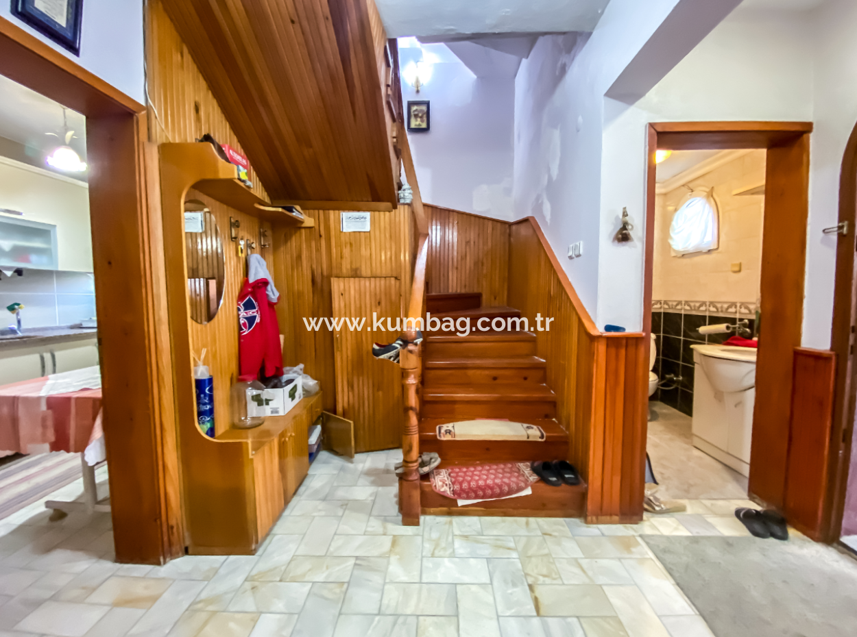 Triplex 4 1 Villa Zum Verkauf Mit Steinverkleidung Am Meer, In Kumbağ