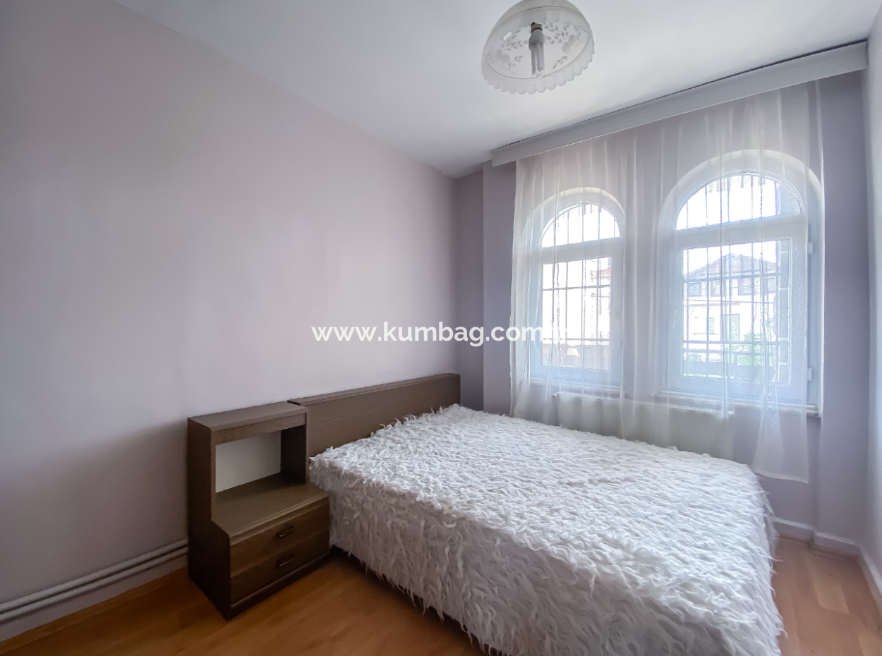 Triplex 4 1 Villa Zum Verkauf Mit Steinverkleidung Am Meer, In Kumbağ