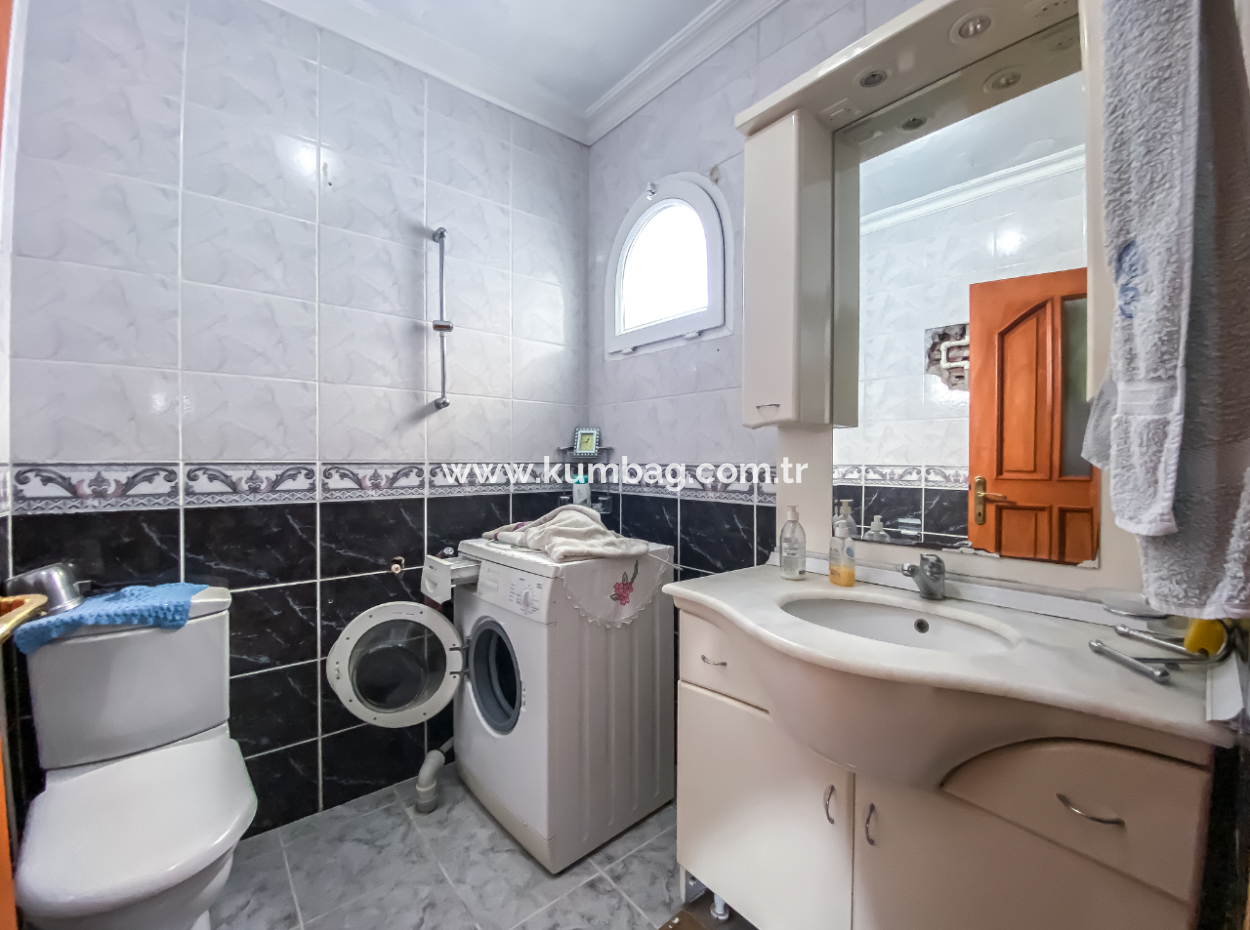 Triplex 4 1 Villa Zum Verkauf Mit Steinverkleidung Am Meer, In Kumbağ