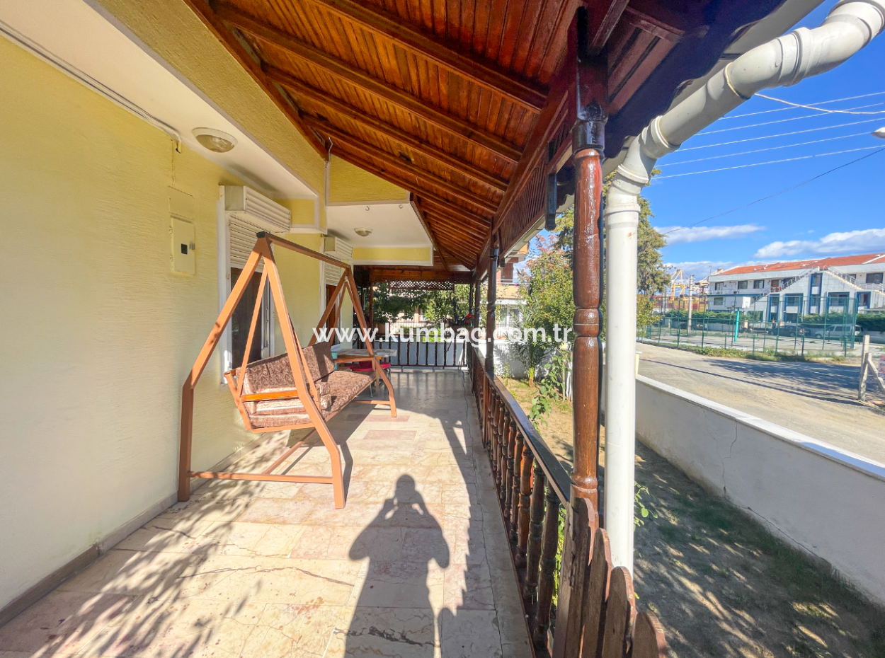 Kumbağ Triplex Zum Verkauf Mit Gartensiedlung Nahe Dem Meer 4 1 Villa