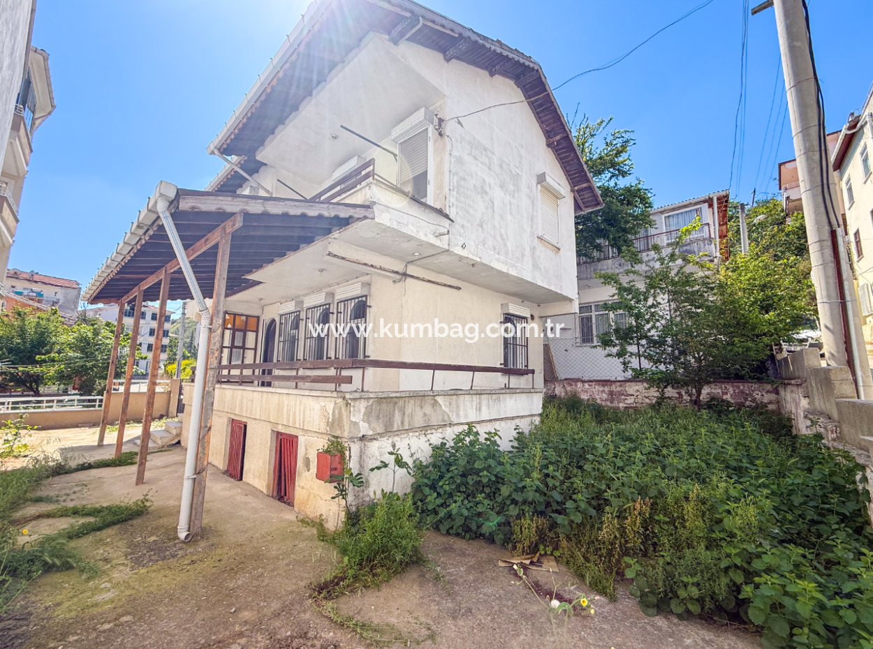 Duplex 3 1 Villa Zum Verkauf Im Zentrum Von Kumbağ Nahe Dem Meer