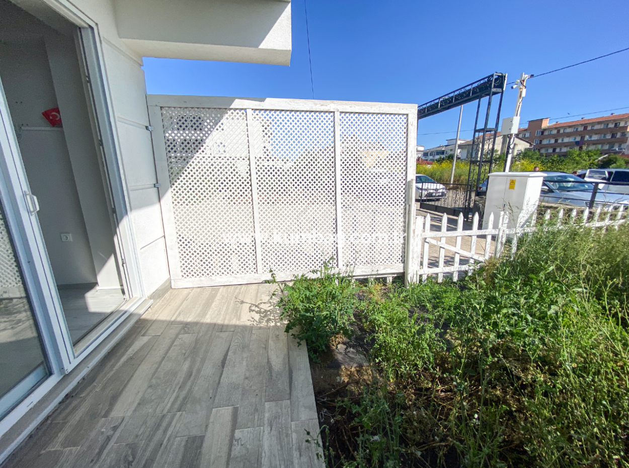 11 Eckwohnung Mit Garten Zum Verkauf Auf Einem Gelände Mit Aquapark Und Pool